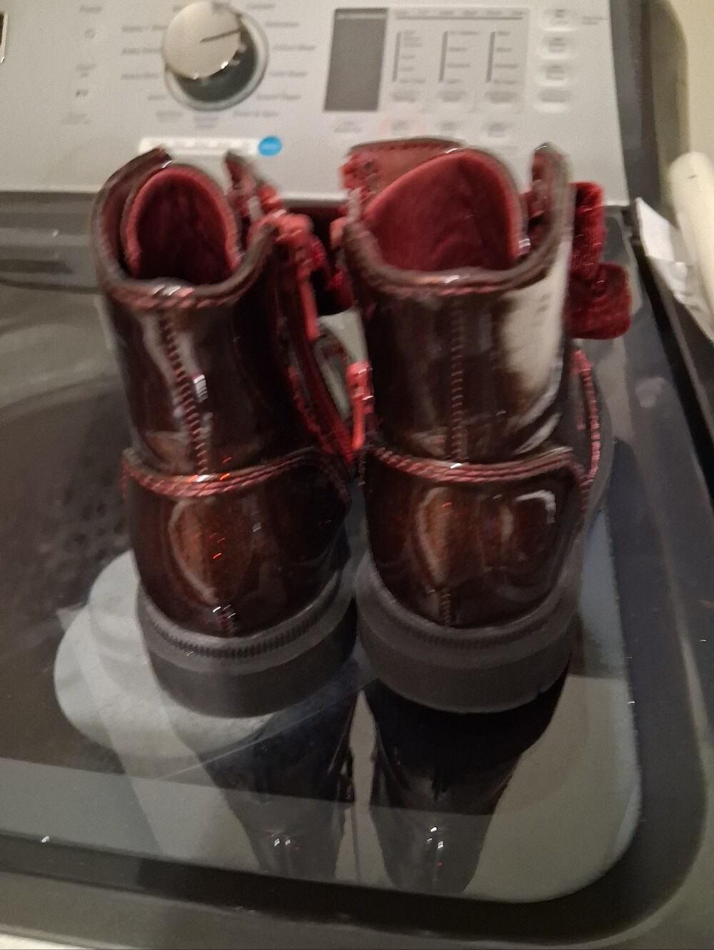 Shoes - Picture 4 of 9